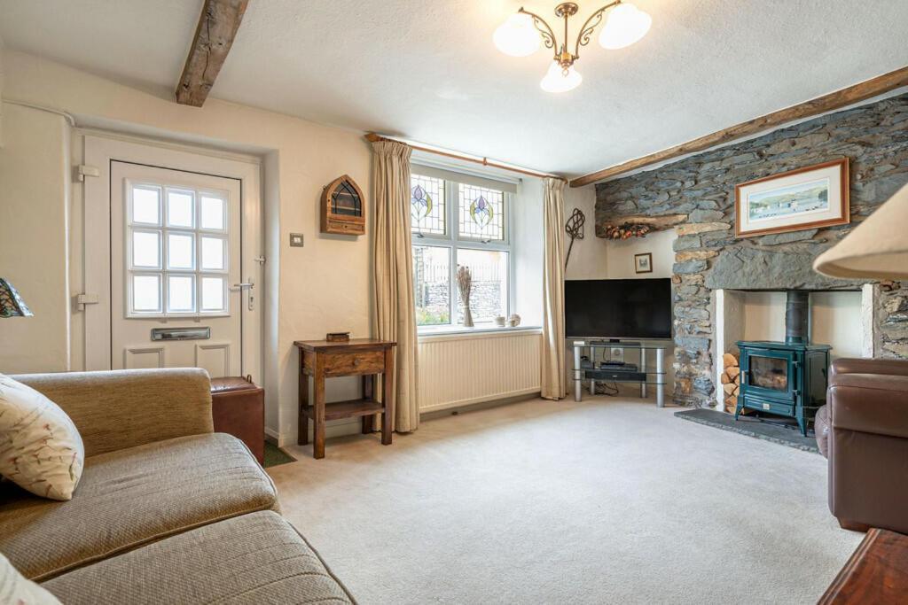 Bens Row Cottage, The Lake District Backbarrow エクステリア 写真