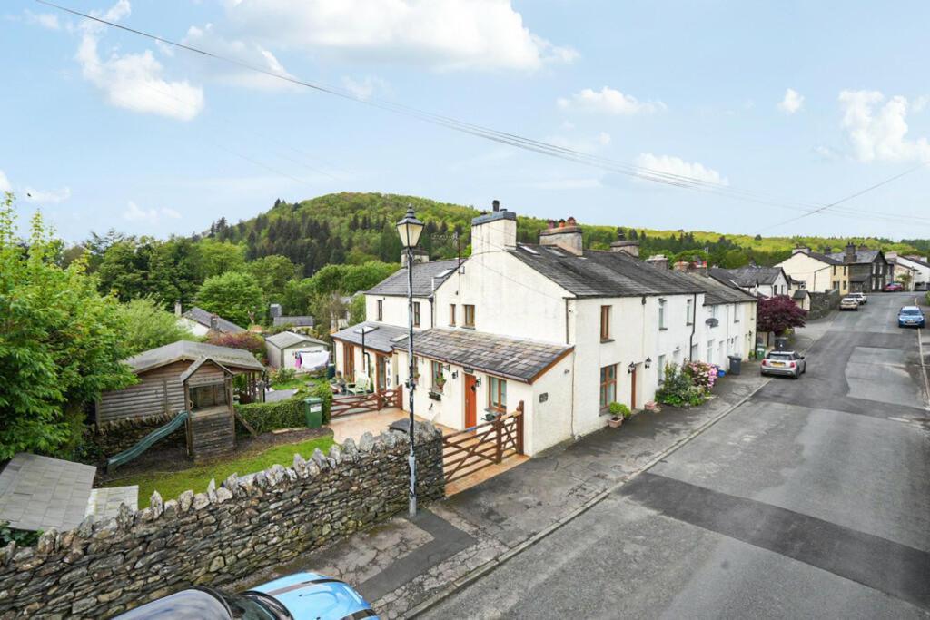 Bens Row Cottage, The Lake District Backbarrow エクステリア 写真